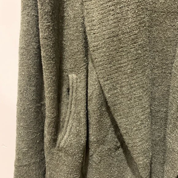 Barefoot dreams cozy chic lite new without tags XL olive green open sweater - Picture 3 of 6